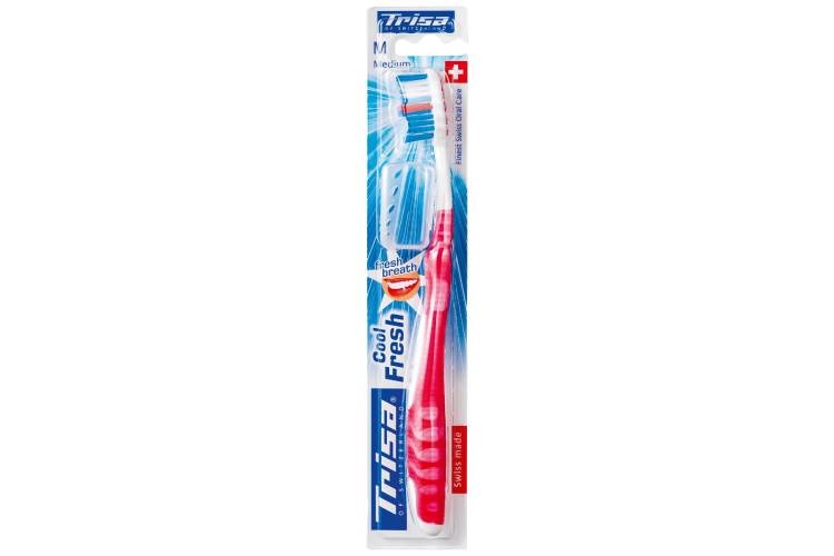 Periuta de dinti cu capac de protectie Cool & Fresh Medium, 1 bucata, Trisa